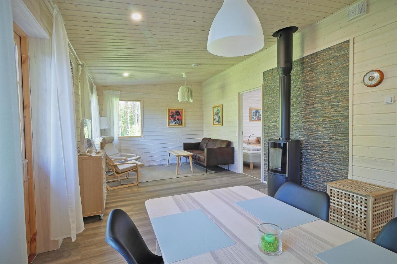 Villa Maria Cottages Jaala Exterior photo